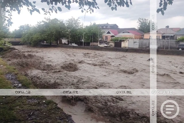 Zaqatalaya sel gəlib: Bir kəndlə əlaqə kəsilib - FOTO - VİDEO