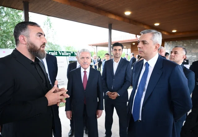 Xocalıda salınmış intensiv bağçılıq təsərrüfatları ilə tanışlıq keçirilib