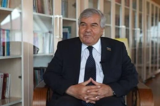 Xalq şairi haqqında elmi tədqiqat əsəri nəşr edildi