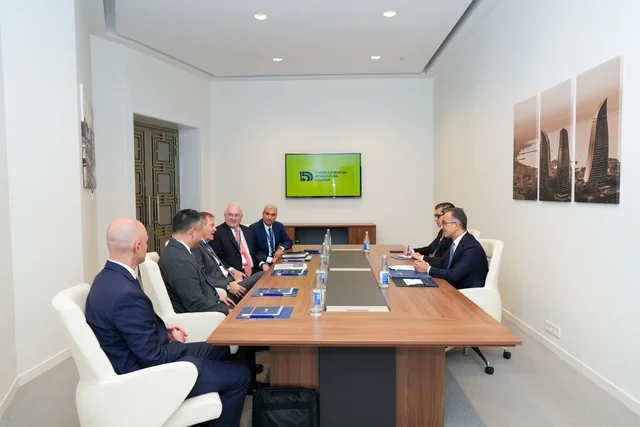 Dövlət Komitəsinin sədri İsa Məsihin Sonuncu Gün Müqəddəsləri Kilsəsinin üzvləri ilə görüşüb - Foto