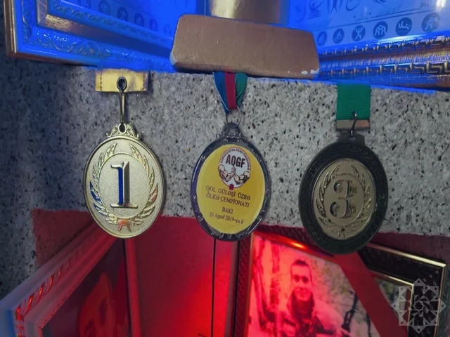 Oğlunun məzarına getməyən şəhid atası: "Onu torpaq altında təsəvvür edə bilmirəm" - FOTO