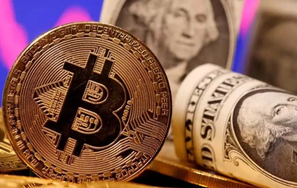 "Satoşi dövrünün" "kriptokiti" 150 milyon dollarlıq "Bitcoin" köçürüb