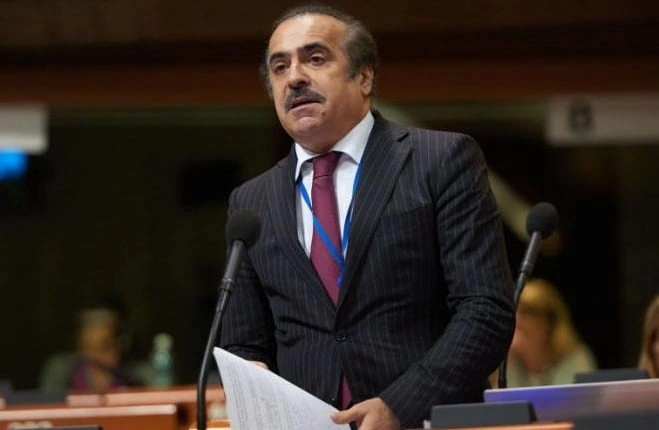 VHP sədrinə görə Rafael Hüseynova töhmət verdi