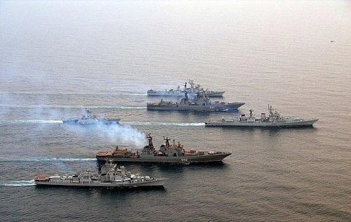 Hindistan gəmisi Qırmızı dənizdə batdı