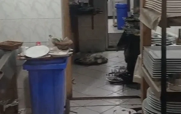 Bakıda məşhur restoranda biabırçı vəziyyət - İddia - Video