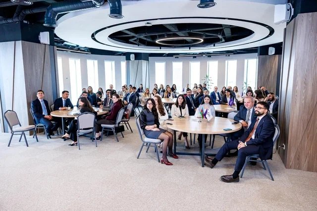 "EY Azerbaijan" və Bakı Fond Birjası "Listinqin vergi baxımından üstünlükləri" mövzusunda seminar keçirdilər