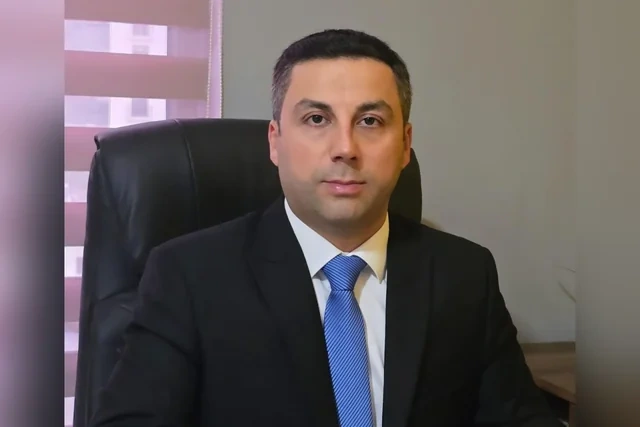 Müğənni Almaxanım məhkəmədə jurnalist Əli Vəliyevə uduzdu - ÜZR İSTƏYƏCƏK