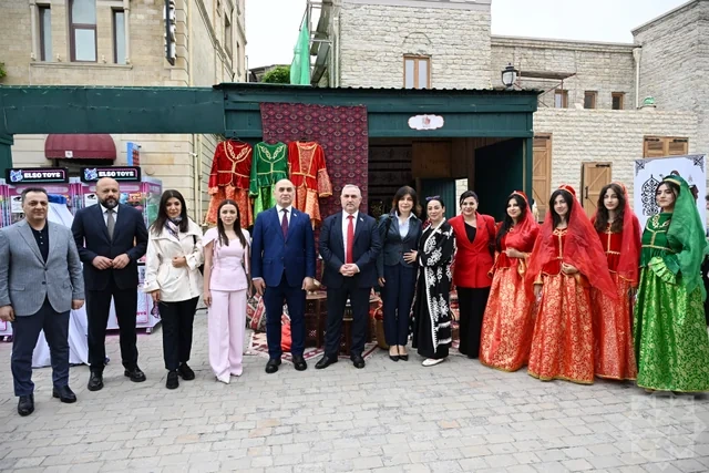 İçərişəhərdə Qarabağ mədəniyyətinə həsr edilmiş festival təşkil olunub - VİDEO