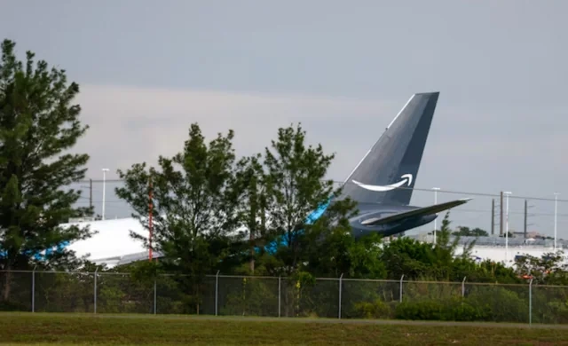 Mayamidə "Boeing 767" uçuş-enmə zolağından çıxdı: Ölənlər var - FOTO - VİDEO