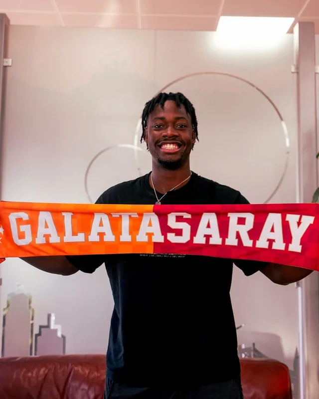 "Qalatasaray" PSJ-nin yetirməsini transfer edib - FOTO