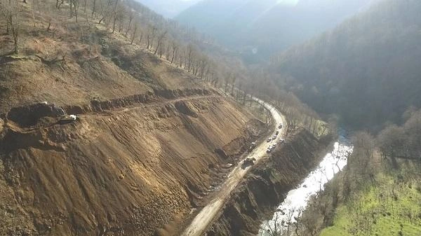 Sürücülərə müraciət: Bu yollarda diqqətli olun!