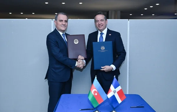 Azərbaycan və Dominikan arasında viza rejimi ləğv olundu - FOTO