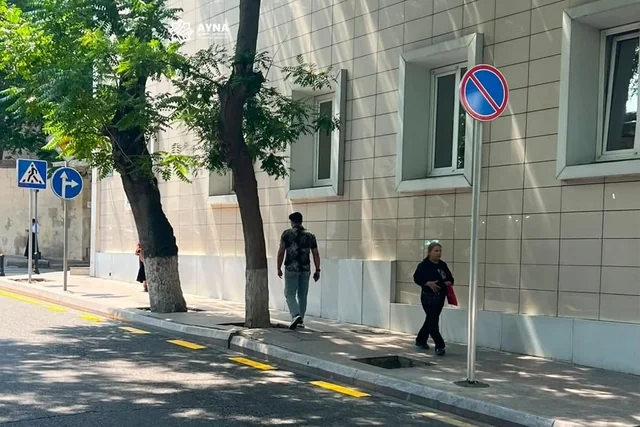 Bakının bir neçə ünvanında parklanma yerlərinin bəzi hissələri ləğv edildi - SƏBƏB