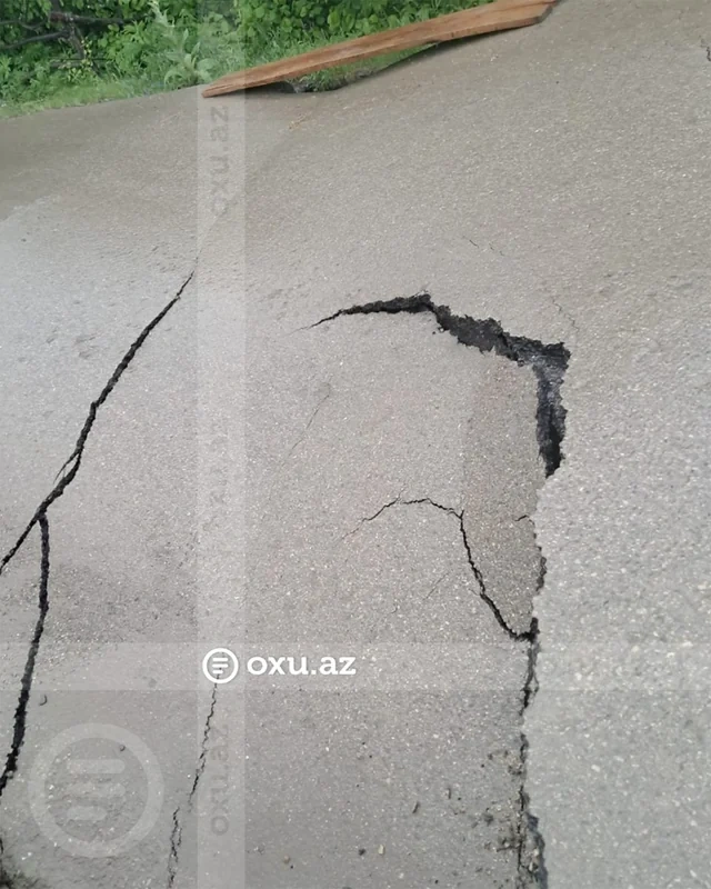 Qubada yol çökdü - Üç kəndin rayon mərkəzi ilə əlaqədi kəsildi - FOTO