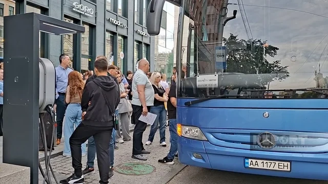 Ukraynalı uşaqların növbəti qrupu reabilitasiya üçün Azərbaycana yola salınıb