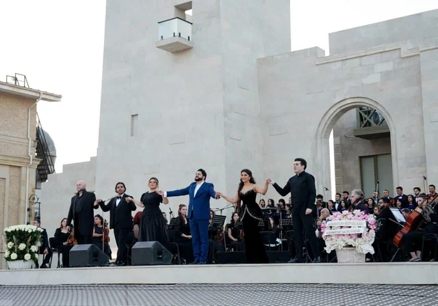 Açıq havada opera tamaşaları və konsertlərin yeni ünvanı - Foto