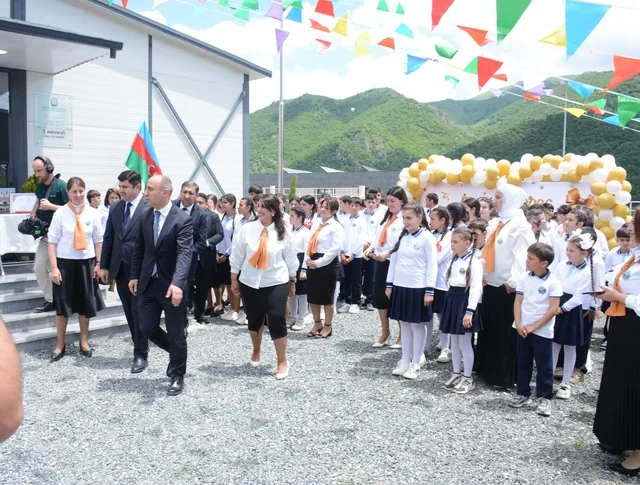 Kəlbəcərdə tək məzun üçün "Son zəng" keçirildi - FOTO