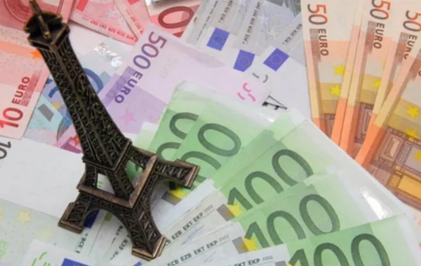 Fransanın dövlət borcu rekord həddə çatıb