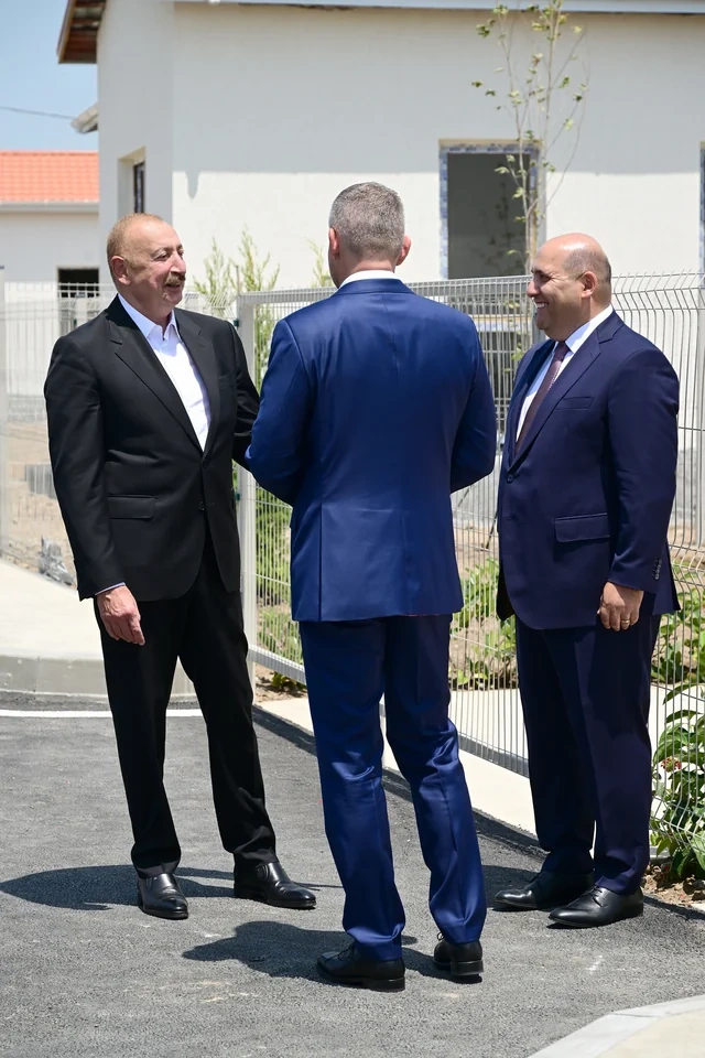 Azərbaycan və Slovakiya prezidentləri Ağdamın Baş Qərvənd kəndində görülən işlərlə tanış olublar - FOTO - VİDEO