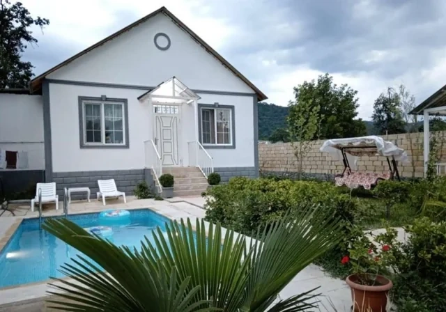Bakıda maşın qiymətinə bağ icarəsi: Villaların kirayəsində REKORD ARTIM - FOTO