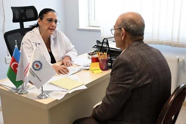 Daşkəsəndə "Həmkardan həmkara qayğı ilə" sosial layihəsi çərçivəsində ödənişsiz tibbi müayinələr keçirilib