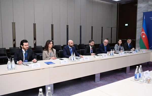 SOCAR-ın prezidenti "TotalEnergies" şirkətinin baş vitse-prezidenti ilə görüşüb