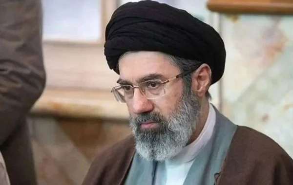 Xameneidən "üçüncü məcburi müharibə" məsələsinə reaksiya - FOTO