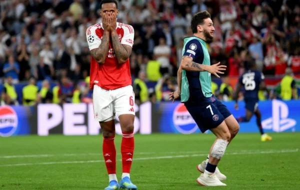 "Arsenal"ın penaltini qaçıran mərkəz müdafiəçisi azarkeşlərə müraciət etdi