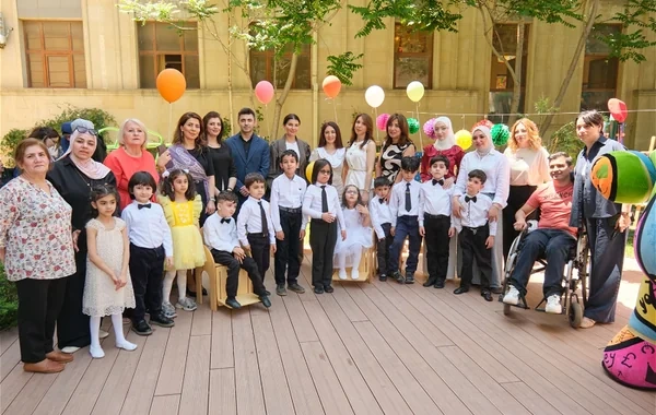 "McDonald's Azərbaycan" "Uşaqların Sağlam Gələcəyi" reabilitasiya mərkəzinə tibbi avadanlıq təqdim edib - FOTO