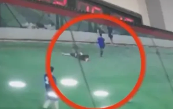 Stadionda 27 yaşlı oğlanın ölməsinin ANBAAN GÖRÜNTÜLƏRİ