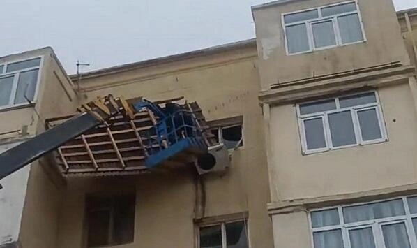 Bakıda binada uçqun oldu