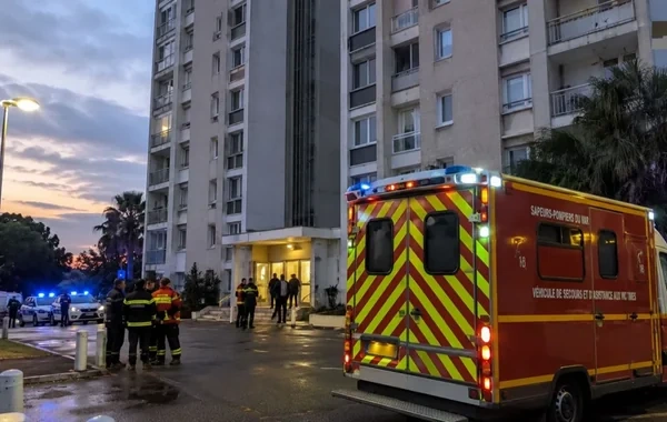 Fransada ana və üç uşağı 13-cü mərtəbədən yıxılaraq həyatını itirdi