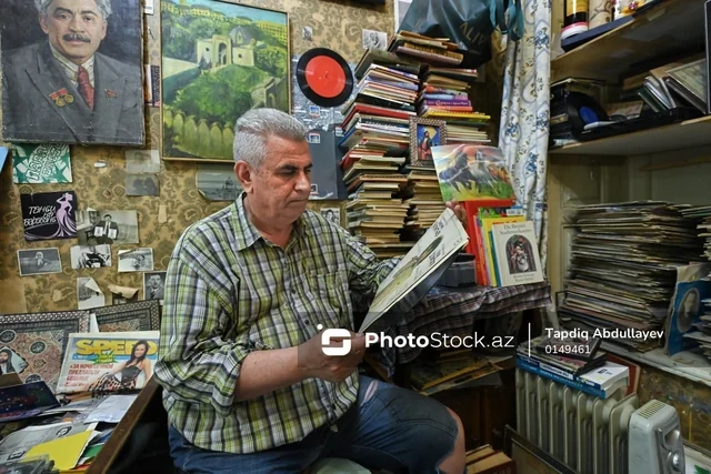 Kitab və sənətsevərlərin ünvanı: Köhnə disklər və unudulan əsərlər - FOTOREPORTAJ