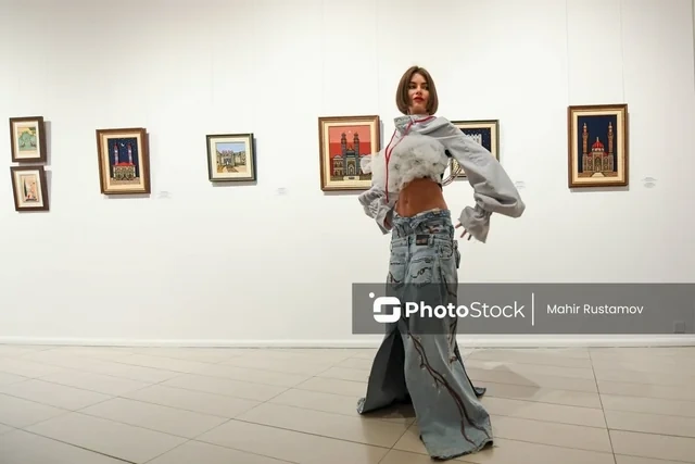 "Rəssam, sevgilimin şəklini gəl çək" - SABAH İncəsənət Festivalında maraqlı anlar - FOTO - VİDEO