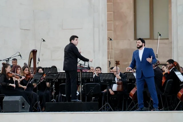 Açıq havada opera tamaşaları və konsertlərin yeni ünvanı - Foto