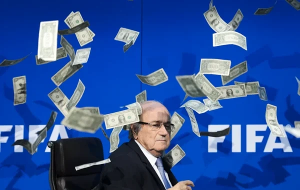 Zepp Blatter İnfantinonu tənqid edib: "FIFA-da diktatura hökm sürür"