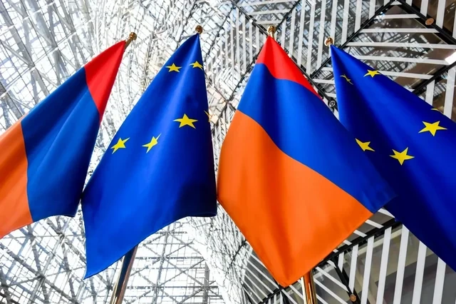Rusiya-Ermənistan münasibətləri kritikləşir: Moskvanın planı nədir?
