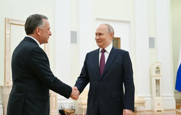Putinlə görüş zamanı Uitkoffdan diqqətçəkən detal - Foto