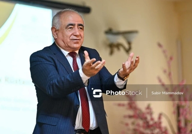 "İmtahanlardan qabaq abituriyentlərə xəbərdarlıq SMS-i göndərilməlidir": Təhsildə texnoloji fırıldaqçılığın qarşısını necə almaq olar?