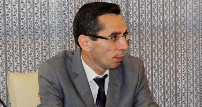 Ağ rəngin poeziyada harmoniyası