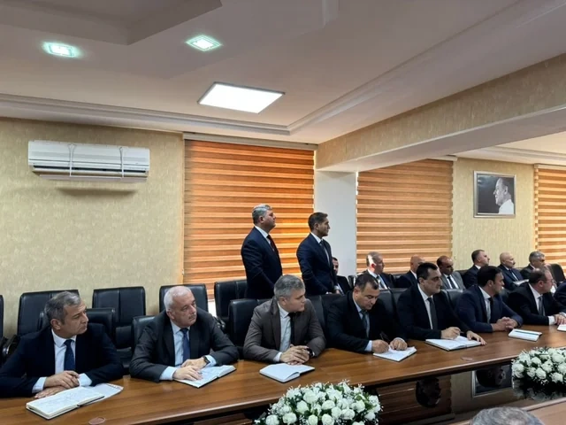 Xəzər rayonunda nöqsanlar müzakirə edilib, bir sıra vəzifəli şəxslər cəzalandırılıblar - Foto