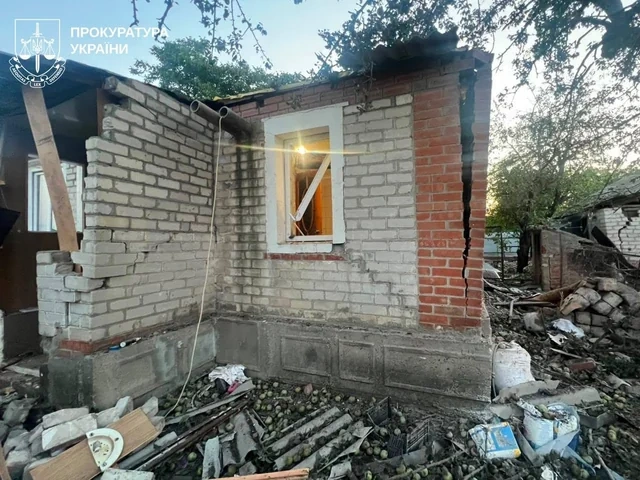 Xarkov vilayətinin Peçeneqi qəsəbəsinə endirilən raket zərbəsi nəticəsində 10 nəfər ölüb