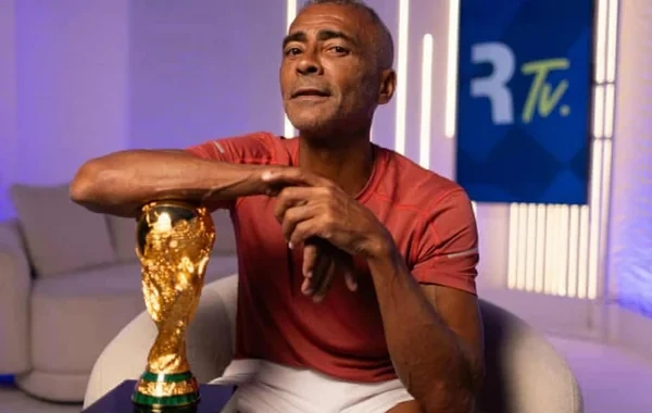 Romario Ronaldunun səhvinin nədən ibarət olduğunu açıqladı
