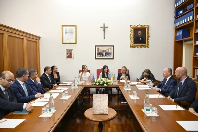 Romada Leyla Əliyeva ilə Müqəddəs Arxeologiya üzrə Pontifik Komissiyasının katibinin görüşü olub - FOTO