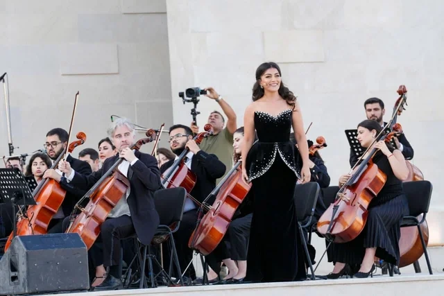 Açıq havada opera tamaşaları və konsertlərin yeni ünvanı - Foto