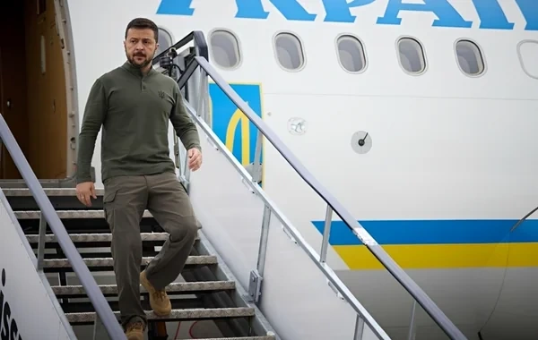 Zelenski: "Mənim olduğum təyyarəyə Rusiya PUA-ları tərəfindən hücum cəhdləri olub"