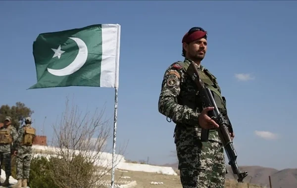 Pakistan Səudiyyə Ərəbistanında hərbi qüvvələr yerləşdirdiyini rəsmən təsdiqlədi