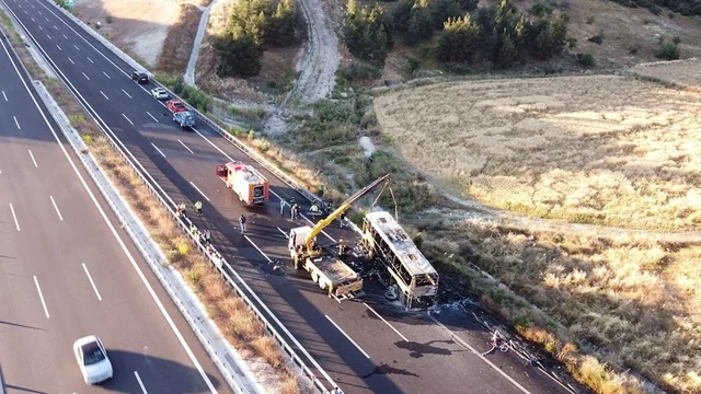Türkiyədə dəhşətli avtobus qəzası: Səkkiz ölü, 33 yaralı - FOTO - VİDEO