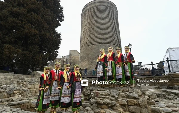 Bakı küçələrində Novruz əhvalı - FOTOREPORTAJ - VİDEO