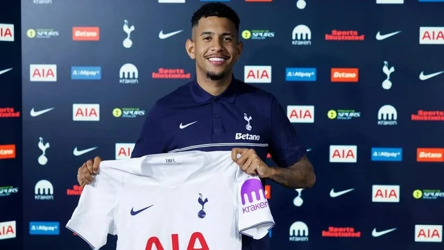 "Tottenhem" "Mançester Siti"nin futbolçusunu transfer etdi - FOTO